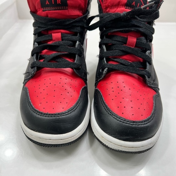 Kids Nike Air Jordan EUC - Picture 4 of 7